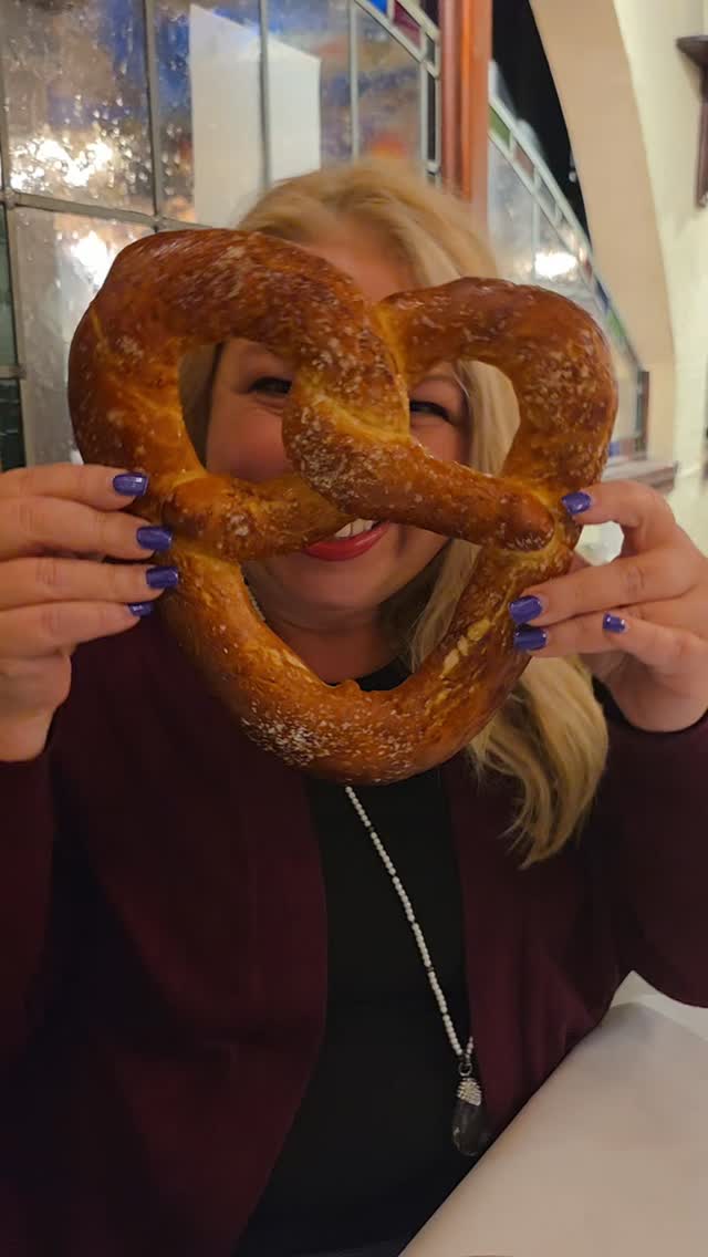 There's only one weekend left to enjoy the Oktoberfest fun at Edelweiss in Norridge!
Check out the live music and dancing this weekend in this warm and charming Bavarian-style restaurant featuring authentic, comforting German food, right here in Chicagoland.
You won't want to miss the special 2025 Oktoberfest menu. I found all my favorites, plus plenty of exciting new dishes to try. Check out what we enjoyed!
🇩🇪 Bavarian pretzel ($14) with spicy honey mustard dip & Stella Artois gouda cheese dip
🇩🇪 16 oz Oktoberfest German beer ($7.75)
🇩🇪 Choose Your Own beer flight ($10)
🇩🇪 Edelweiss platter ($34) - Chicken schnitzel, bratwurst w/mustard, roast pork loin, sauerbraten, sauerkraut, red cabbage, German potatoes, spatzle. Served with a cup of house soup.
🇩🇪 Jager schnitzel ($29) - Fried pork medallions in hunter sauce of bacon, onions, mushrooms and cognac. Served with a cup of house soup and two sides - we had spatzle and German cucumber salad.
🇩🇪 Apfelstrudel ($10) - Flaky pastry with apples and nuts, served with vanilla ice cream, whipped cream, and caramel drizzle
We loved this restaurant so much that we stayed until closing! We felt like part of the family there, from the moment we were greeted with warm hellos until the time we left with waves and goodbyes.
Definitely hustle over to @eidelweiss_chi at 7650 W. Irving Park Road in Norridge to catch the last weekend of Oktoberfest. You'll be so happy you did!
.
.
.
@eidelweiss_chi @mustard.love #sponsored #eidelweissrestaurant #oktoberfest #germanfood #bavarianpretzel #schnitzel #germanbeer #applestrudel #chicagolandrestaurants #cswdumplings #thefoodieinitiative #foodsharinggroup #oktoberfest2025