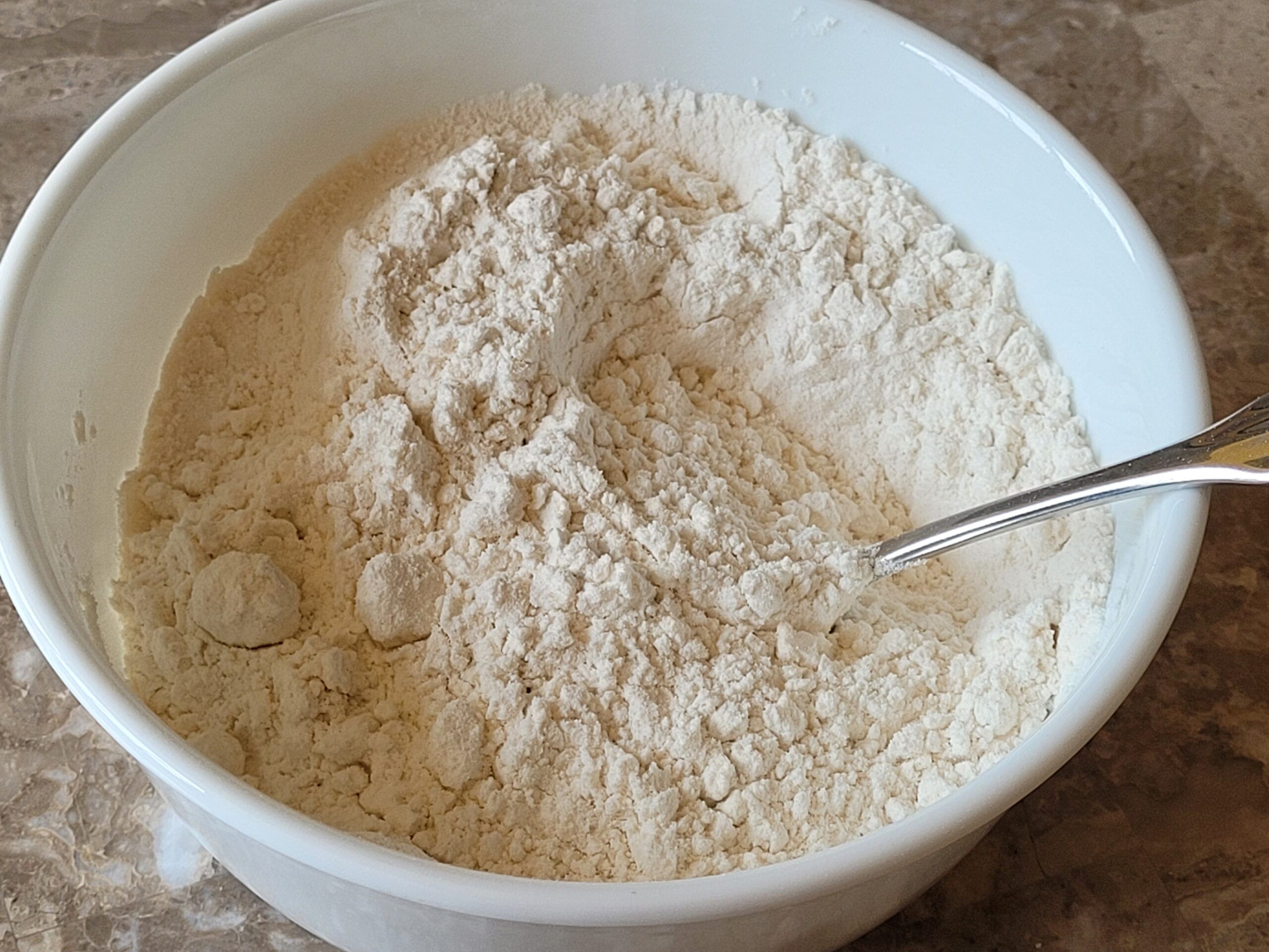 Dry Ingredients Combine flour, baking soda, and salt.